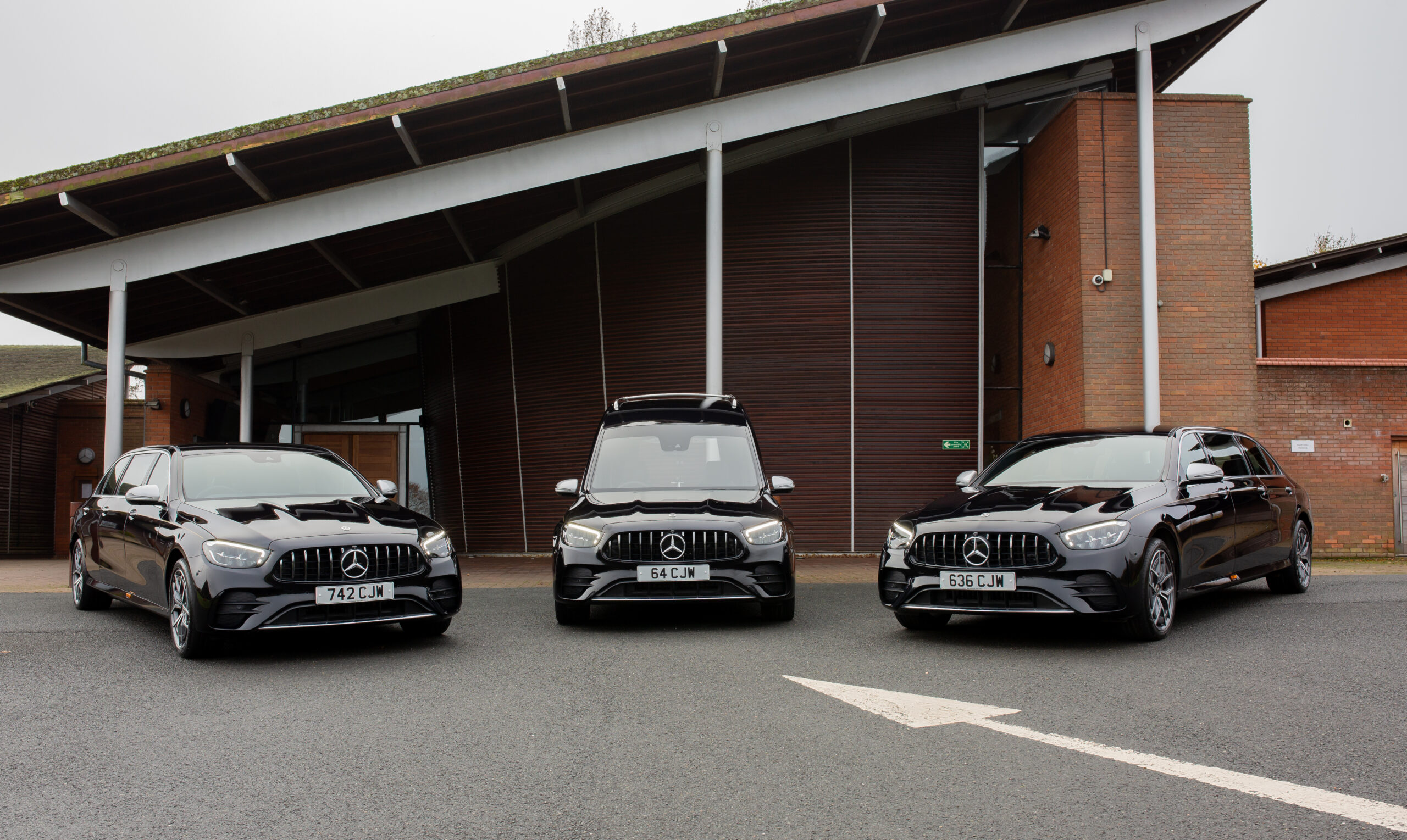 //middletonandwood.co.uk/wp-content/uploads/2025/04/Mercedes-5-of-24-scaled.jpg